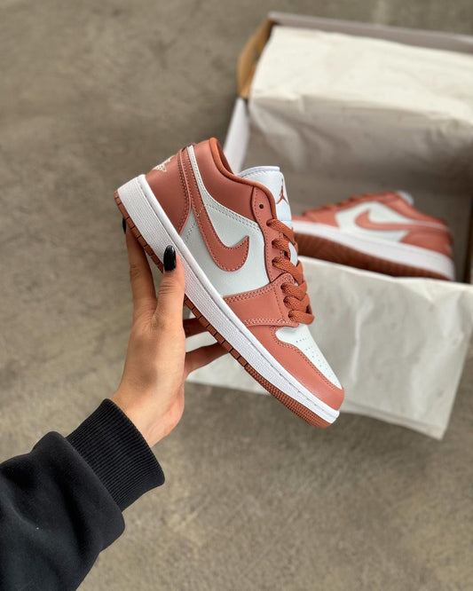 Jordan 1 Low Sky Orange