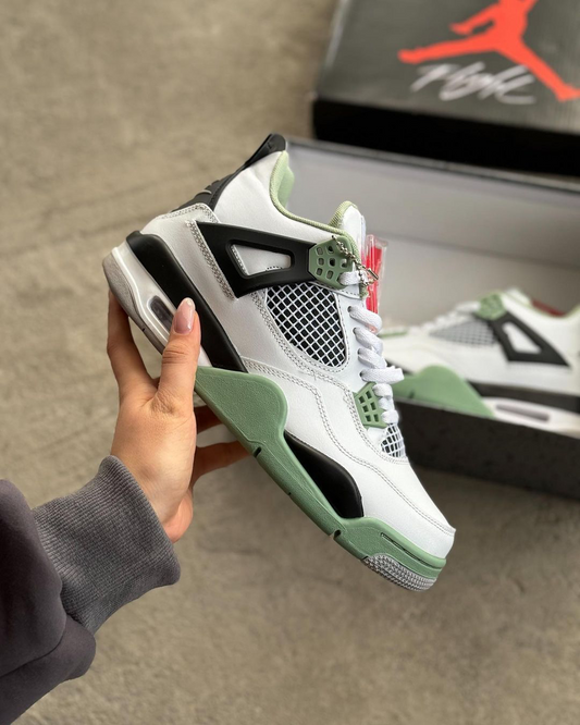 Jordan Retro 4 Seafoam